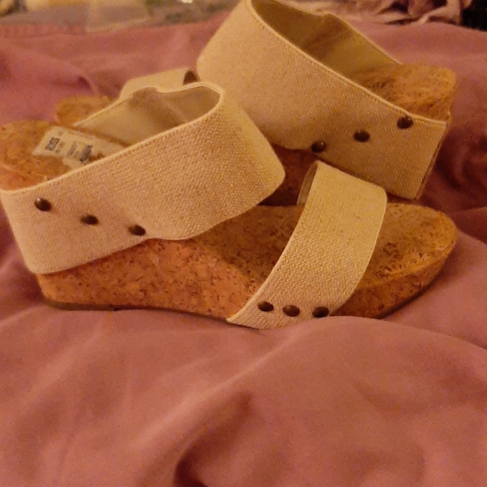 High heels sandals